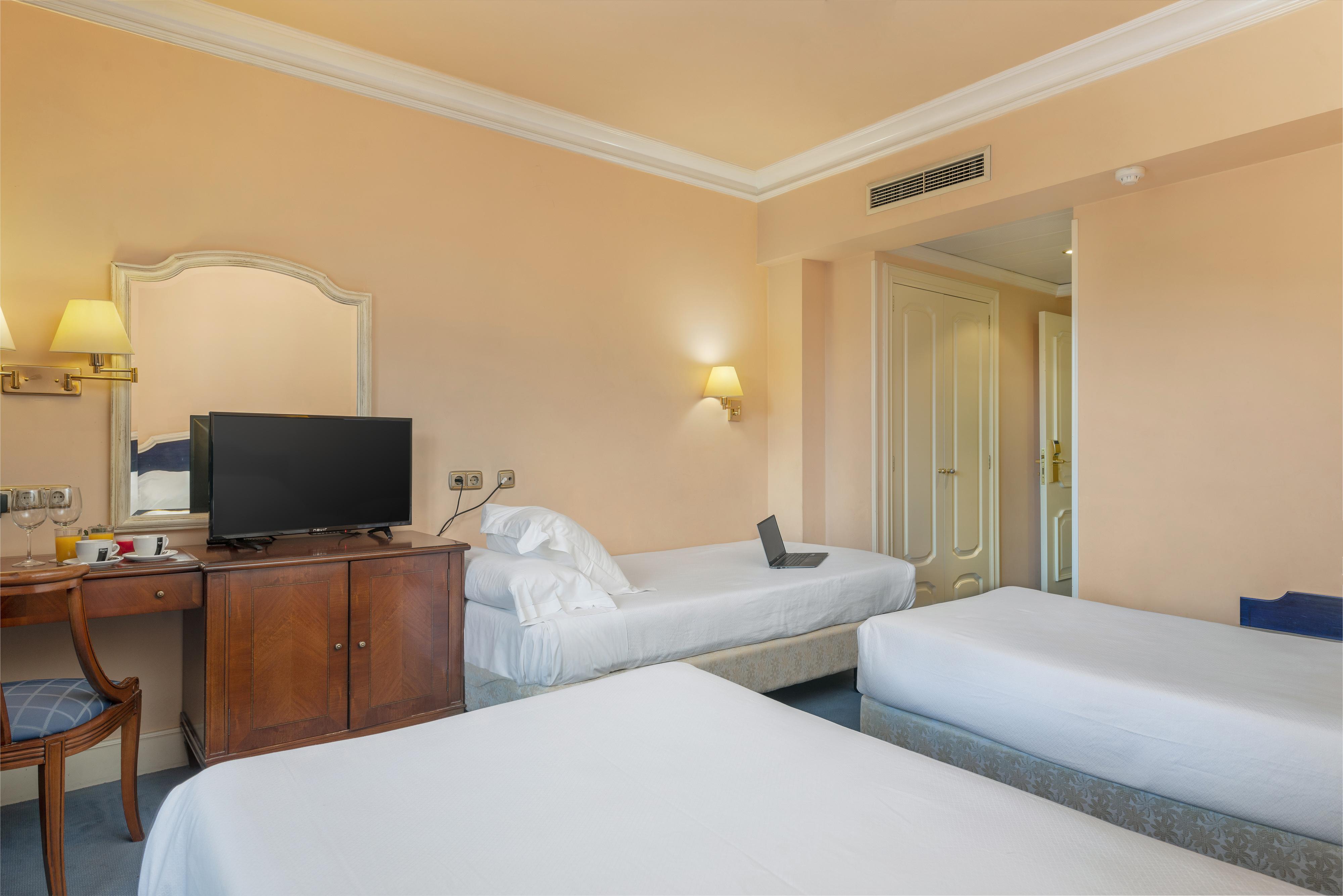 Tryp Bilbao Sondika Hotel Εξωτερικό φωτογραφία