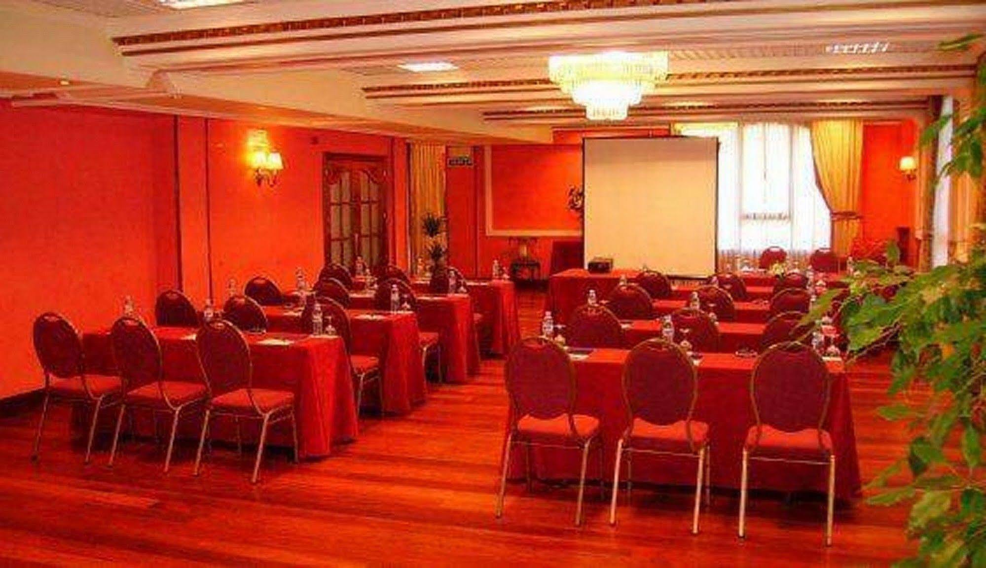 Tryp Bilbao Sondika Hotel Ανέσεις φωτογραφία