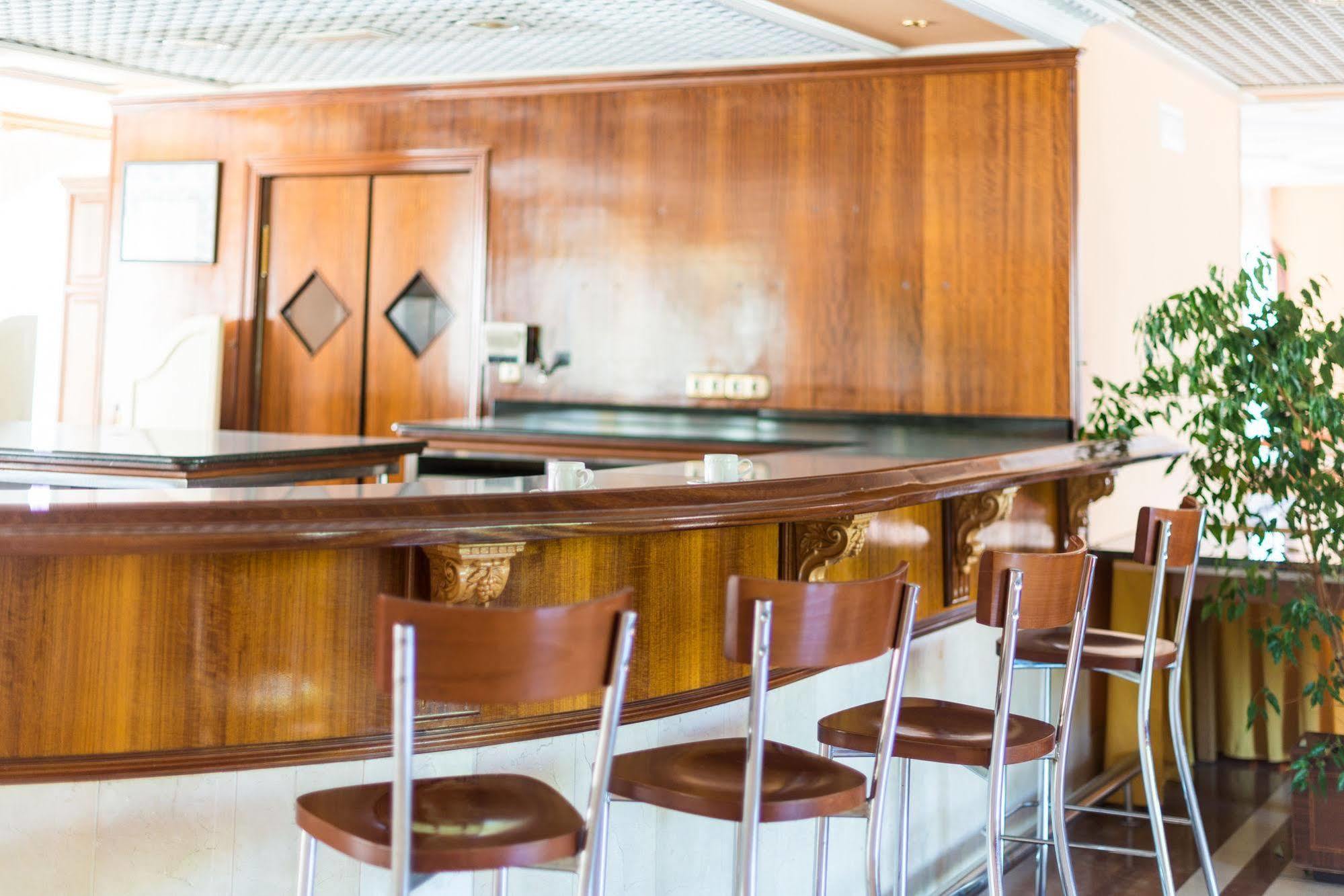 Tryp Bilbao Sondika Hotel Εξωτερικό φωτογραφία
